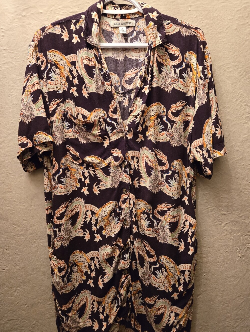 Urban Outfitters Dragon Print Button Up Shirt Medium Y2K Grunge Camp